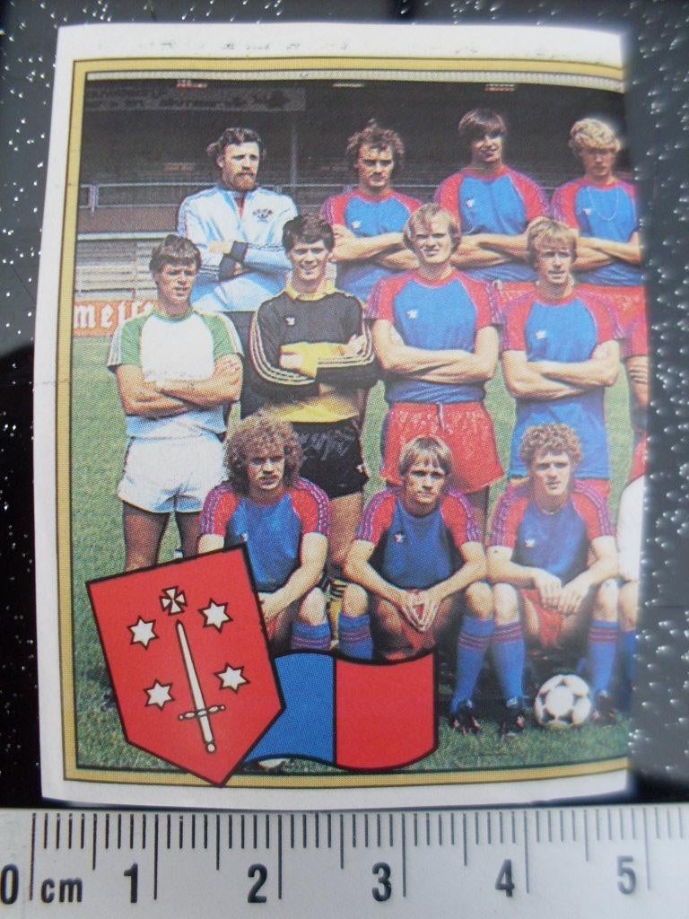 panini sticker voetbal 83 haarlem 1/2 elftal foto nr 133, Verzenden, Zo goed als nieuw, Overige binnenlandse clubs, Poster, Plaatje of Sticker