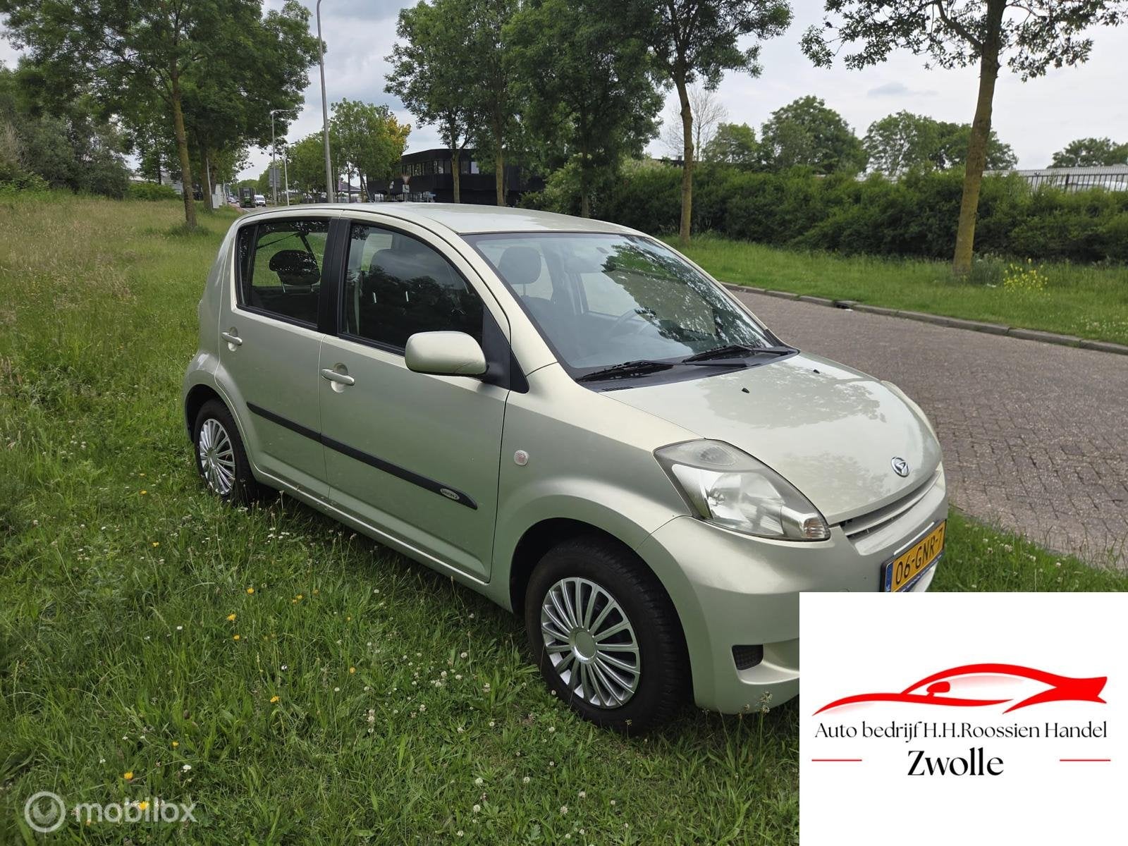 Daihatsu Sirion 2 1.3-16V Comfort, Auto's, Voorwielaandrijving, Metallic lak, Gebruikt, 31 €/maand