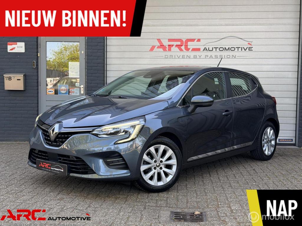 Renault Clio 1.0 TCe Intens Navi/Camera/Lane assist/Keyless, Voorwielaandrijving, 101 pk, Gebruikt, 580 kg