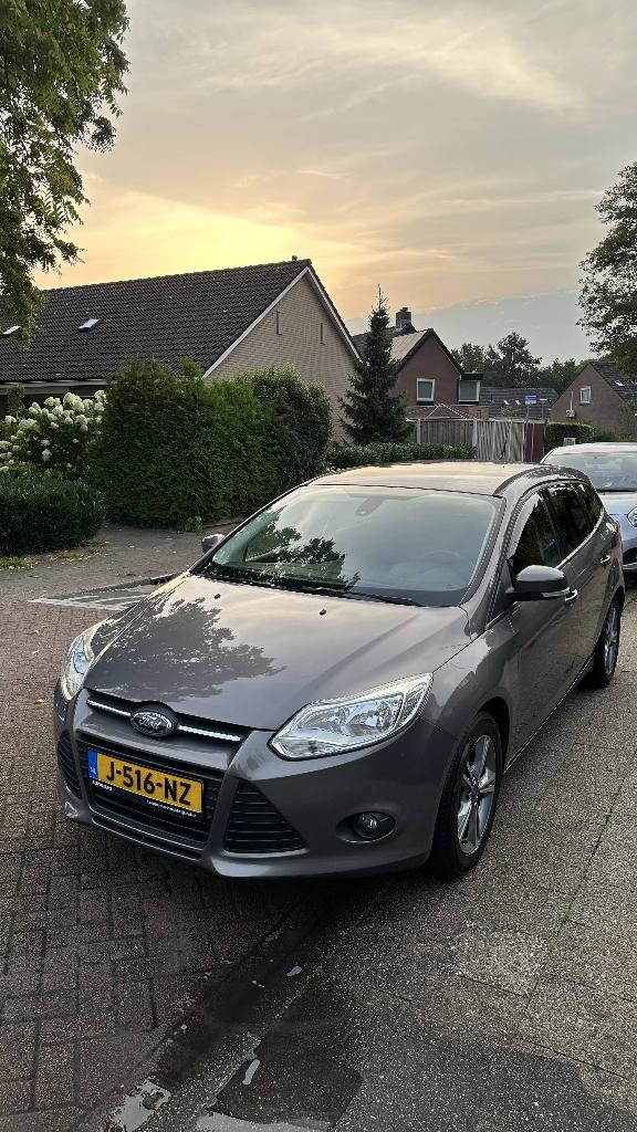 Ford Focus 1.6 Ti-VCT Titanium Automaat | 2014 | APK 05.2027, 4 cilinders, 1240 kg, Particulier, 1000 kg