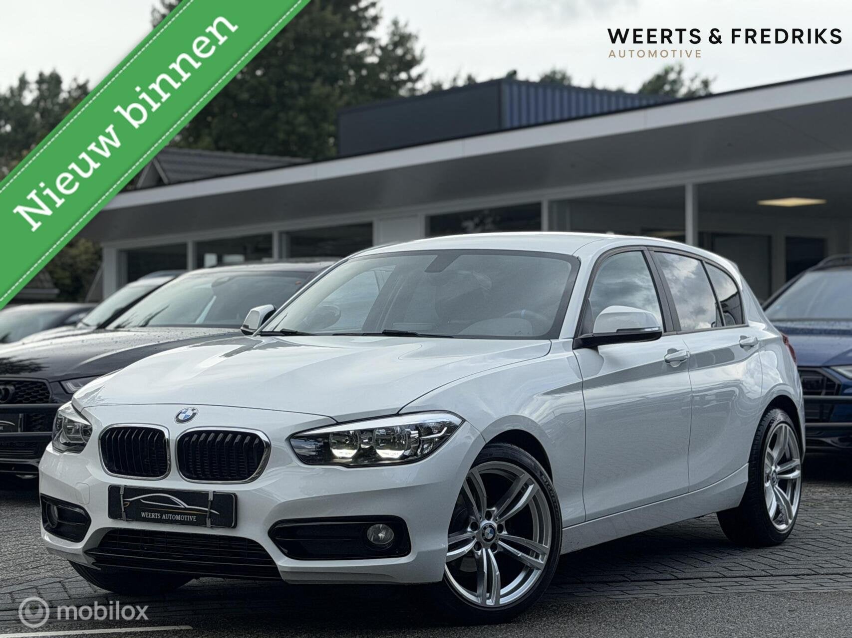BMW 1-serie 116i M-SPORT|LED|STOELVERW|PDC|6 MND GARANTIE, 1-Serie, Wit, 19 km/l, 3 cilinders