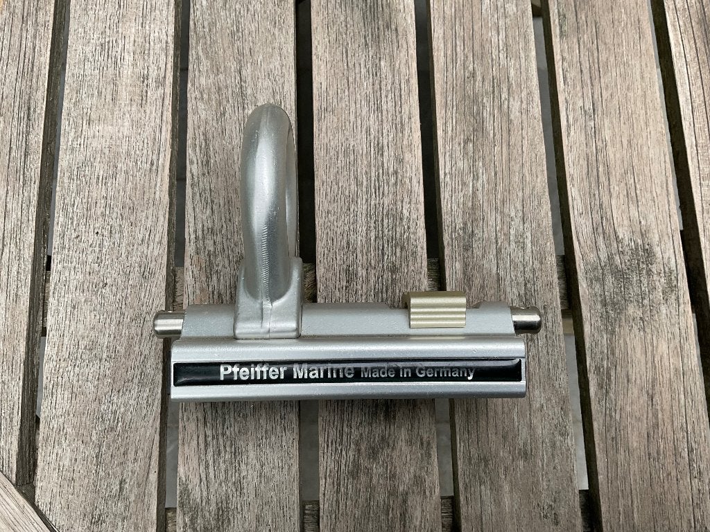 Pfeifer 32mm spinnaker mastslede, Watersport en Boten, Zeilen en Zeiltoebehoren, Ophalen, Nieuw, Overige typen, 60 m² of meer