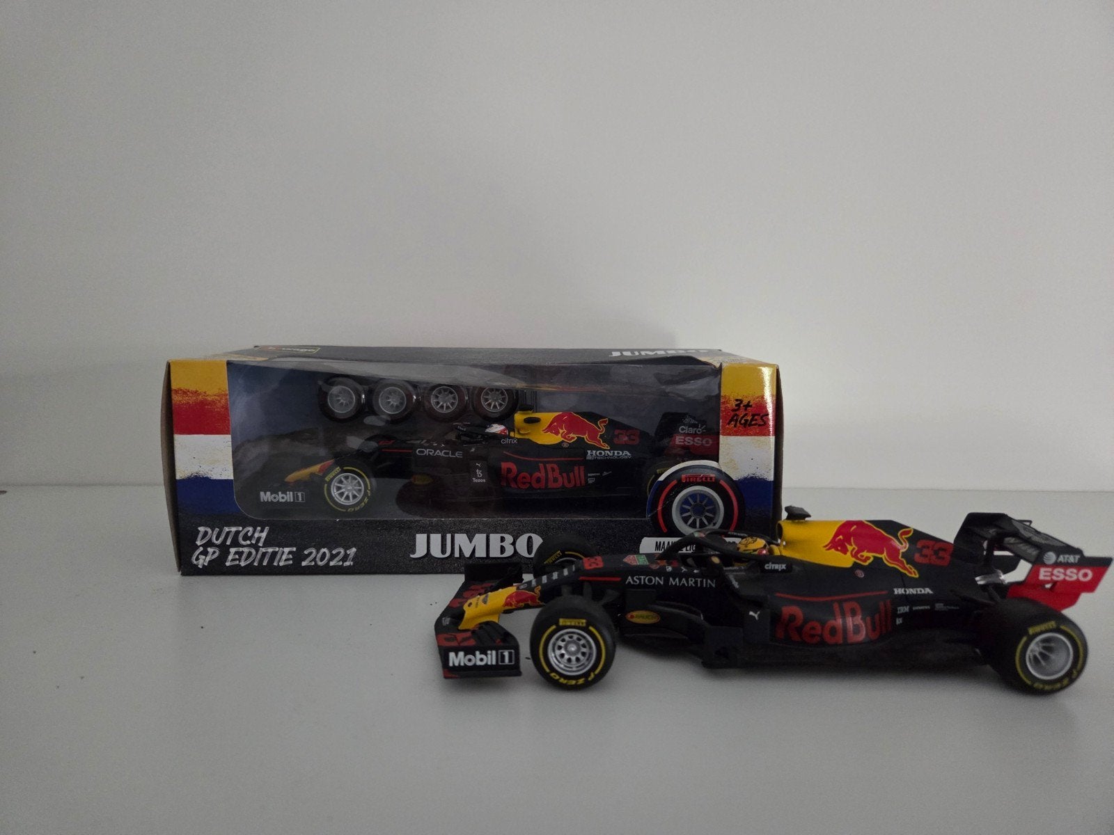 Max verstappen mini auto, Hobby en Vrije tijd, Modelauto's | 1:24, Ophalen of Verzenden, Bburago