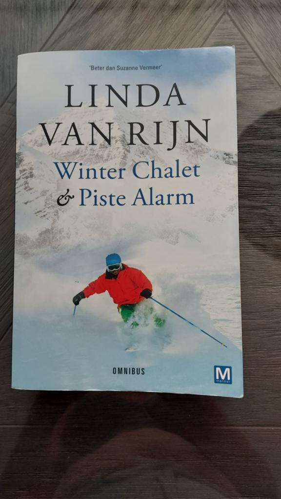 Linda van Rijn - Omnibus Winter Chalet & Piste Alarm, Ophalen of Verzenden, Zo goed als nieuw, Linda van Rijn