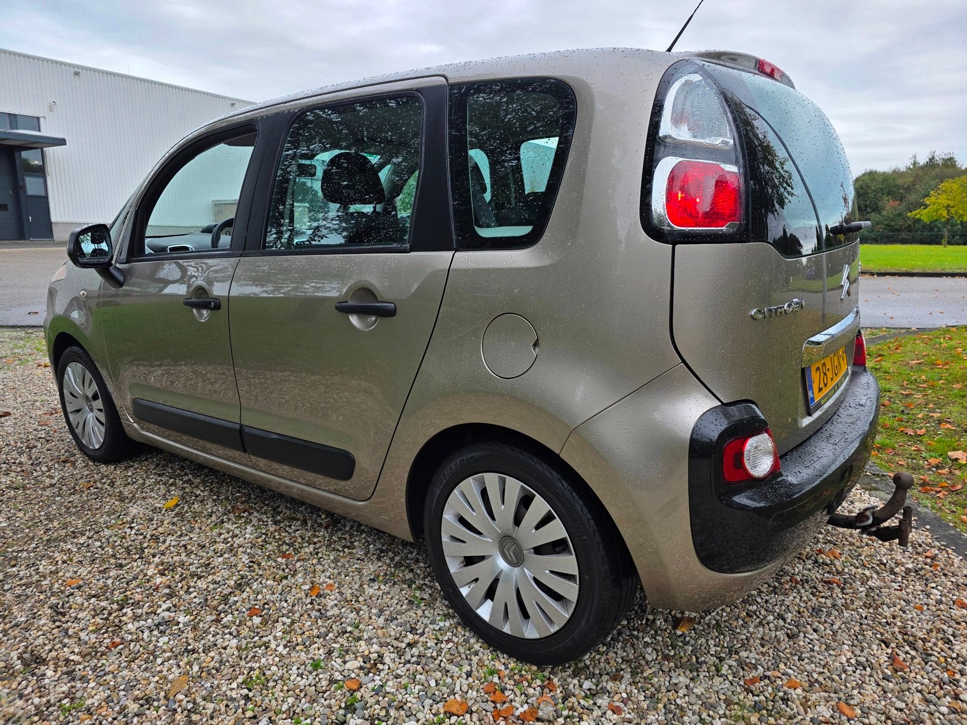 Citroen C3 Picasso 1.4 VTi Aura AIRCO *apk:09-2027*, Voorwielaandrijving, 15 km/l, Gebruikt, Elektrische ramen