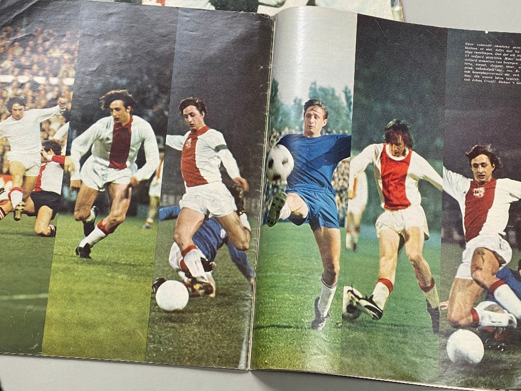 3 unieke voetbalmagazines (Nieuwe Revue specials, jaren ’70), Ophalen of Verzenden, Zo goed als nieuw, Overige binnenlandse clubs