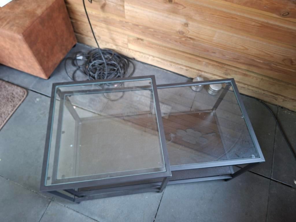 Set van 2 glazen salontafels met metalen frame, Ophalen, Minder dan 50 cm, Gebruikt, Vierkant