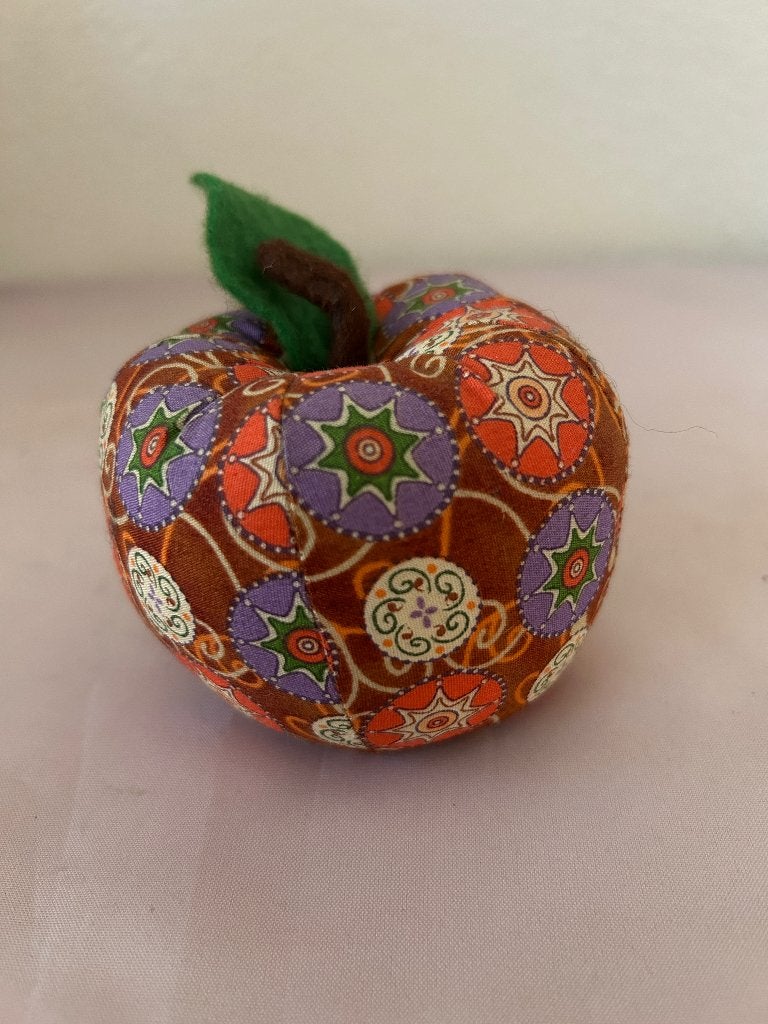 Handgemaakte stoffen decoratie appel speldenkussen, Ophalen of Verzenden