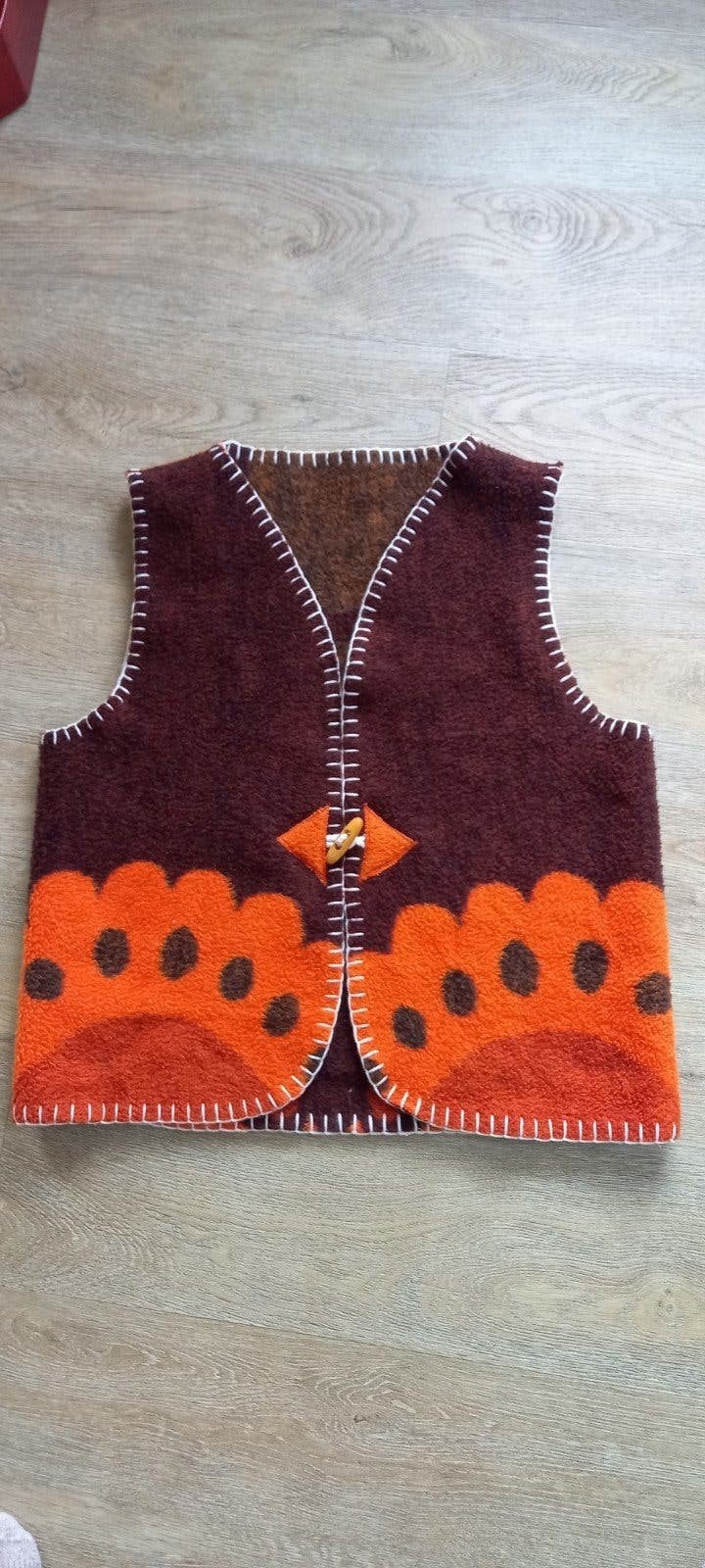 Handgemaakte bodywarmer maat XL - Uniek en stijlvol, Maat 46/48 (XL) of groter, Nieuw, Oranje, Ophalen of Verzenden