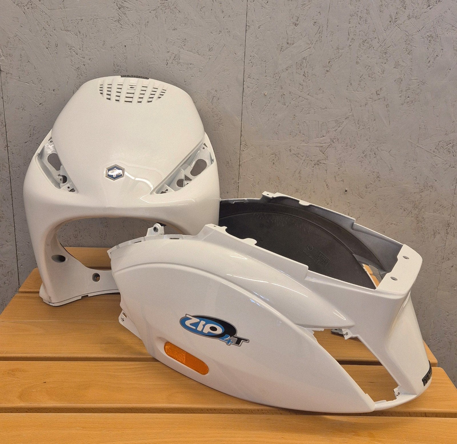 Piaggio Witte voor- en achterkap voor Zip 4-takt, Ophalen, Piaggio, Piaggio, Zo goed als nieuw