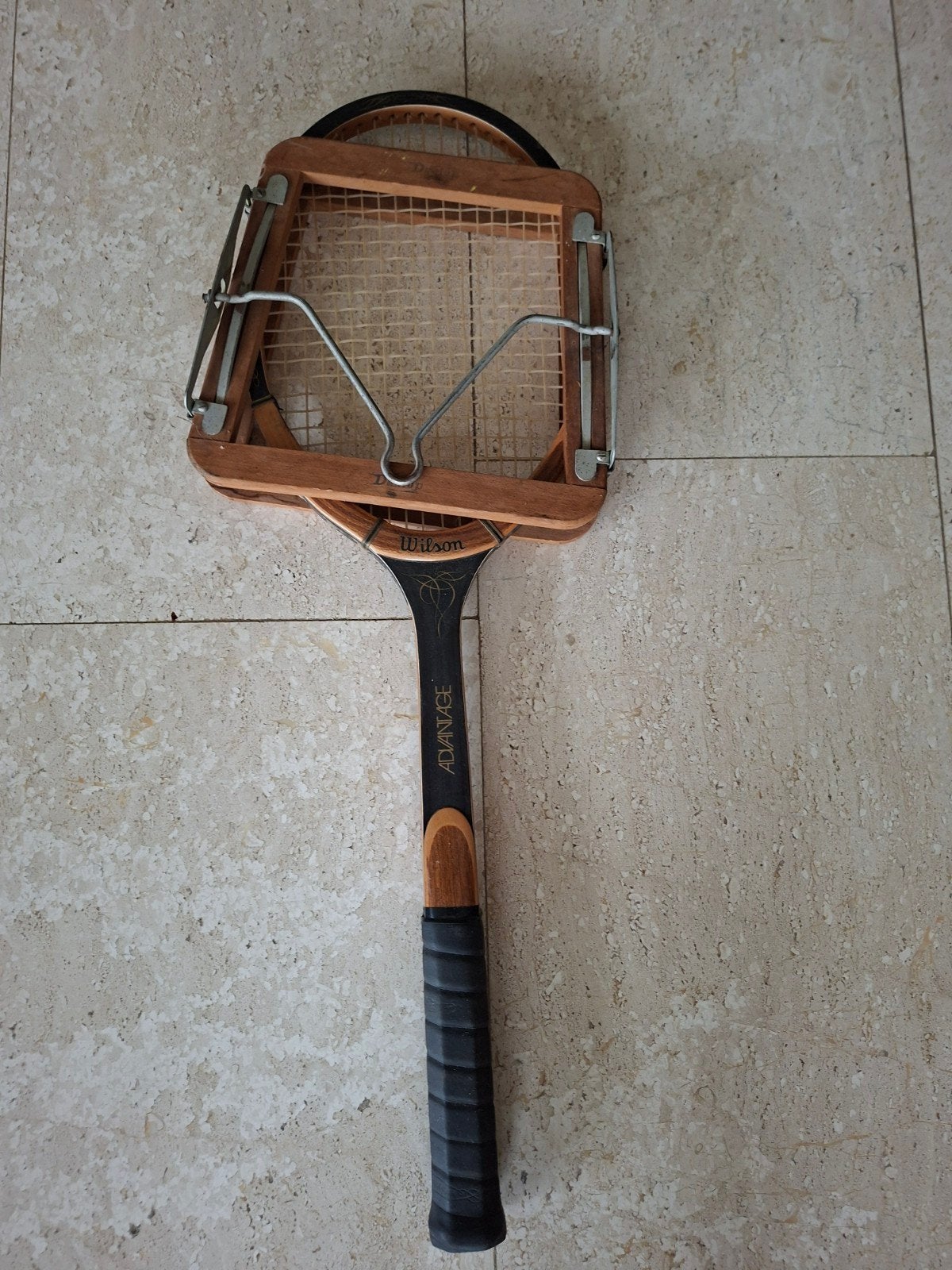 Vintage Wilson Advantage Tennisracket met Houten Pers, Sport en Fitness, Tennis, Gebruikt, Ophalen of Verzenden, Wilson, Racket