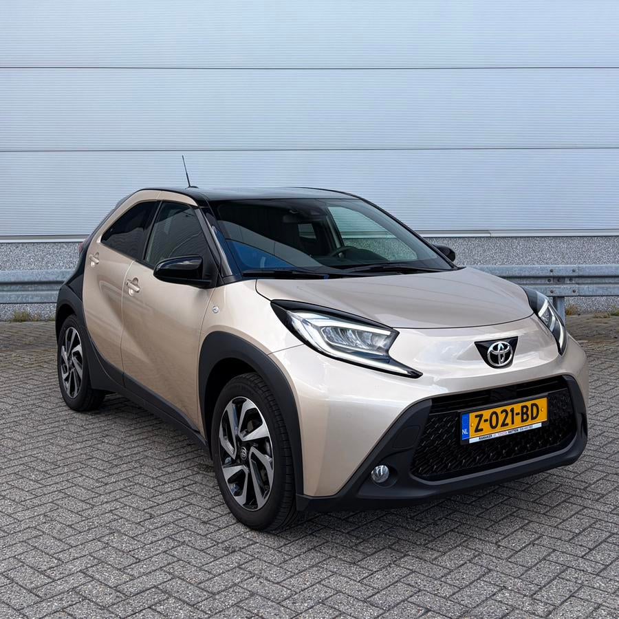 Toyota Aygo X Premium 2024 | 1e eigenaar, Auto's, Toyota, Voorwielaandrijving, 31 €/maand, Bruin, 4 stoelen