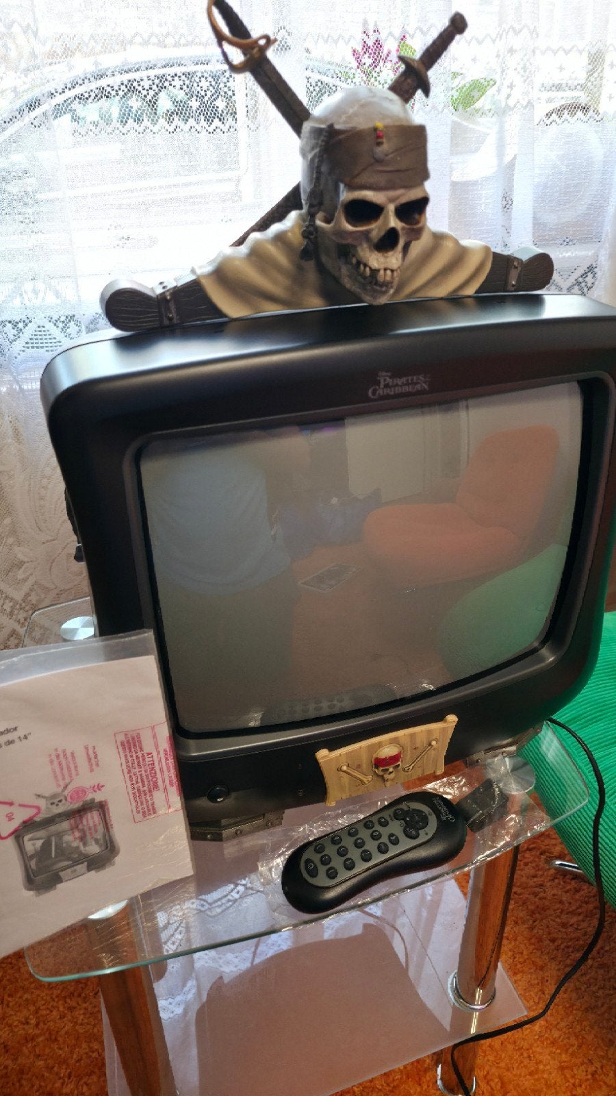 Disney Pirates of the Caribbean CRT beeldbuis ZGAN compleet, 50 Hz, Zo goed als nieuw, Minder dan 40 cm, Ophalen