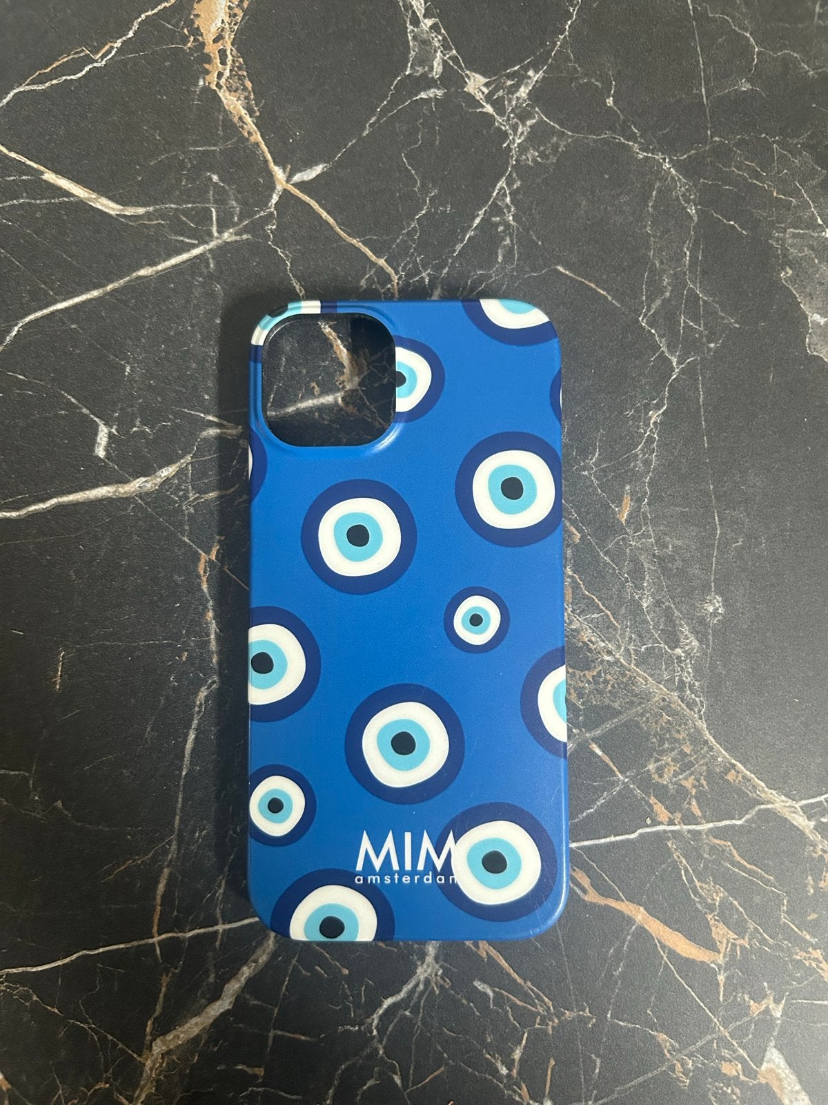 MIM Amsterdam iPhone 14 hoesje met boze oog patroon, Overige merken, Blauw, Hoesje of Tasje, Zo goed als nieuw