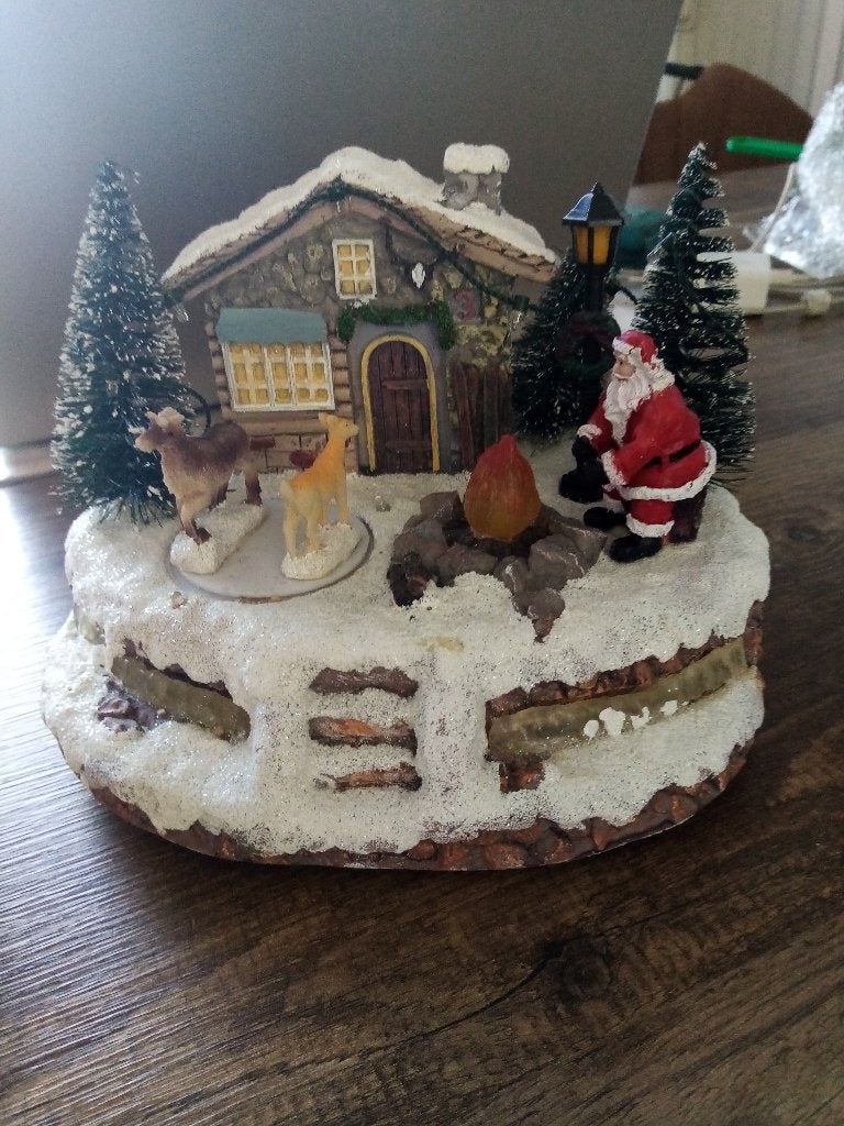 LUVILLE  Village Santa Scenery, Ophalen of Verzenden, Zo goed als nieuw