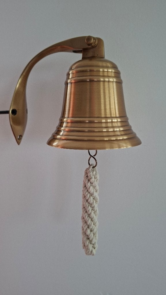 Scheepsbel messing 10cm, Ophalen of Verzenden, Gebruikt, Motorboot of Zeilboot, Overige typen