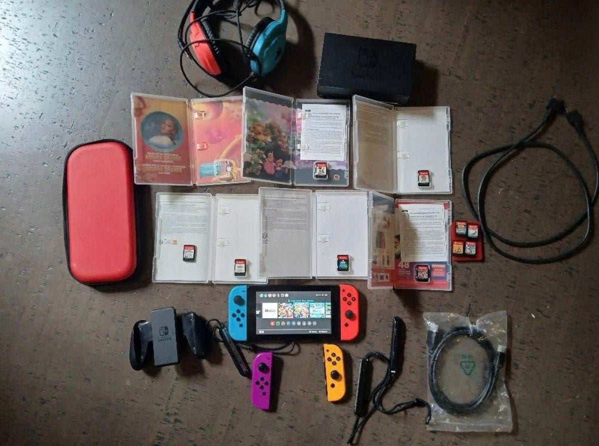 Nintendo switch met 11 spellen, Ophalen, Zo goed als nieuw, Switch Original