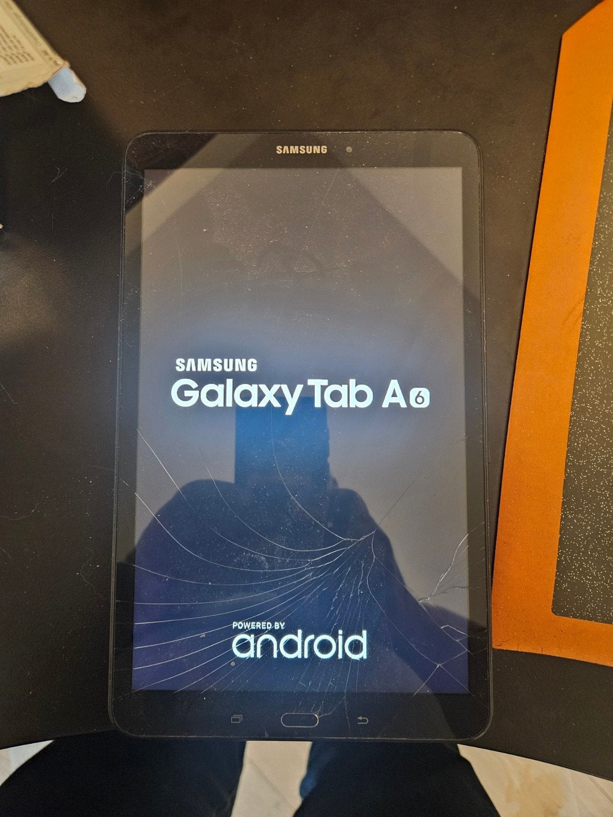 Samsung Galaxy Tab A6 - Werkt perfect ondanks barst, Gebruikt, Ophalen of Verzenden, Samsung, Gps