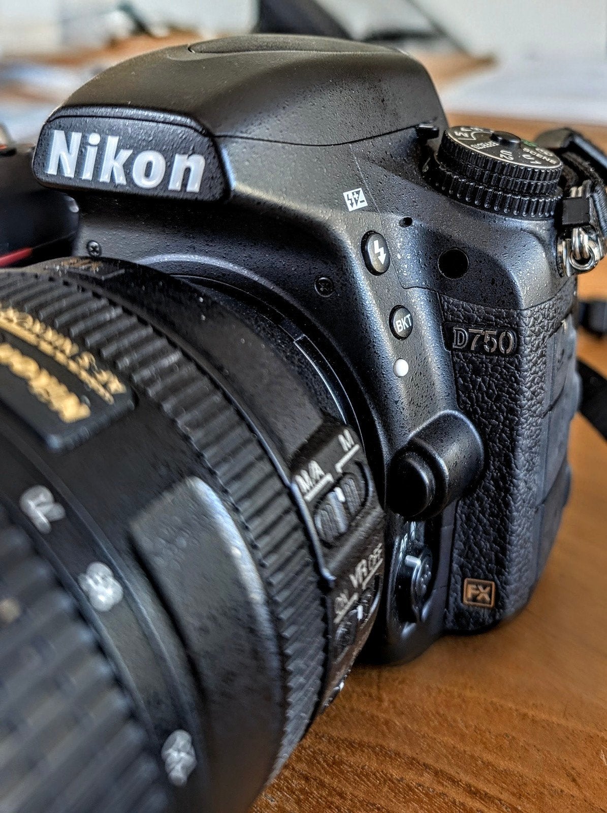 Nikon D750 Full Frame DSLR met 2 lenzen (24-120mm, 70-300mm), Ophalen, Gebruikt, Spiegelreflex, Beeldstabilisatie