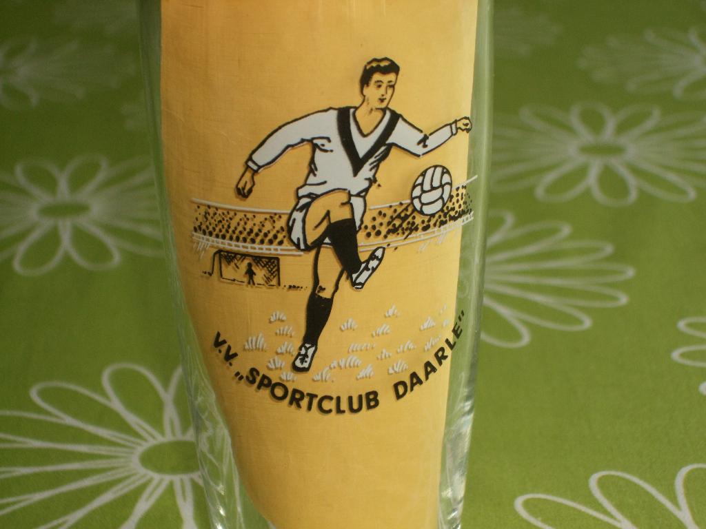 Vintage V.V. Sportclub Daarle bierglas, Ophalen of Verzenden, Zo goed als nieuw, Overige binnenlandse clubs, Overige typen