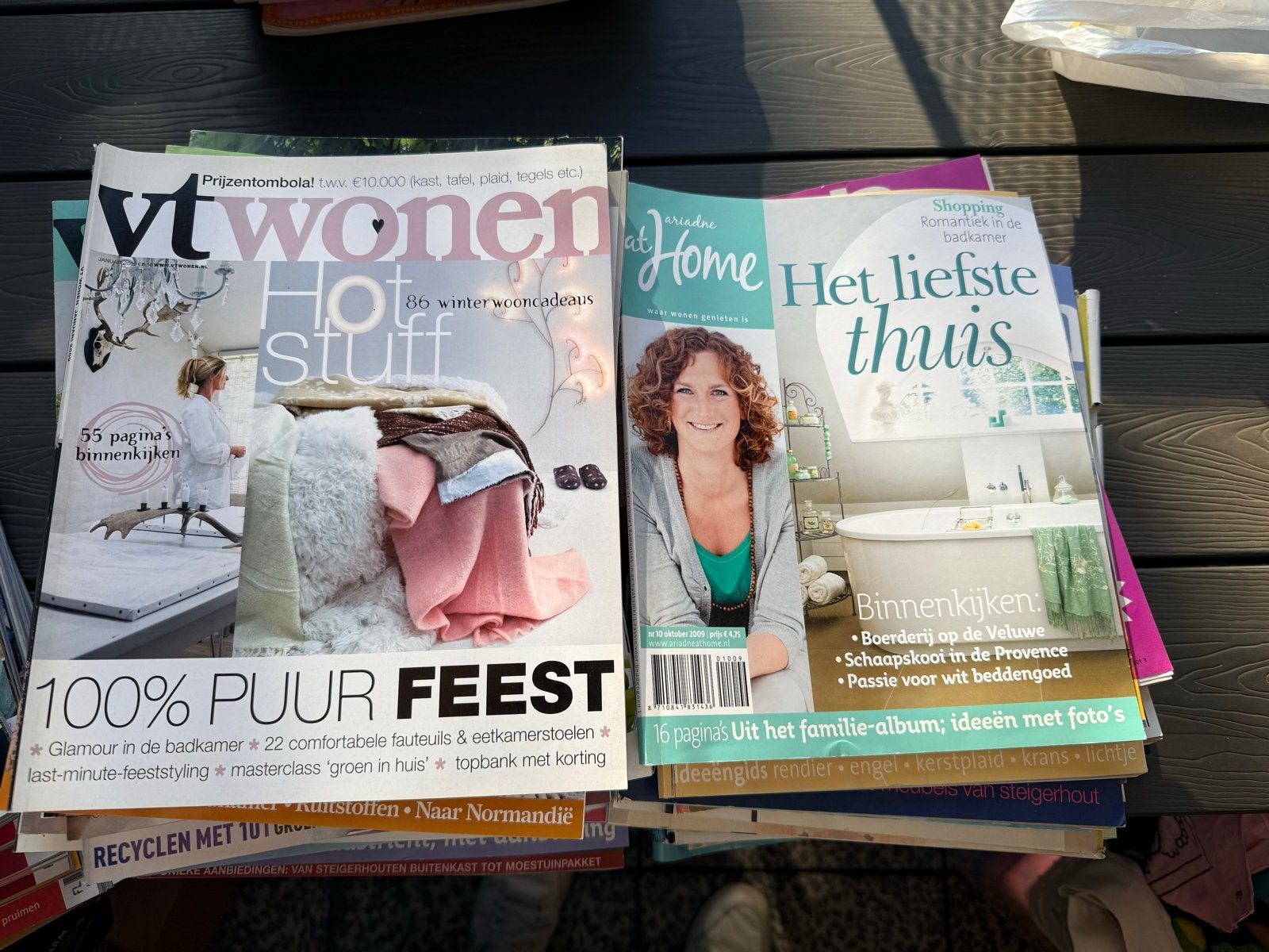 Grote stapel woontijdschriften: VT Wonen, At Home, garden, Boeken, Ophalen, Gelezen, Overige typen