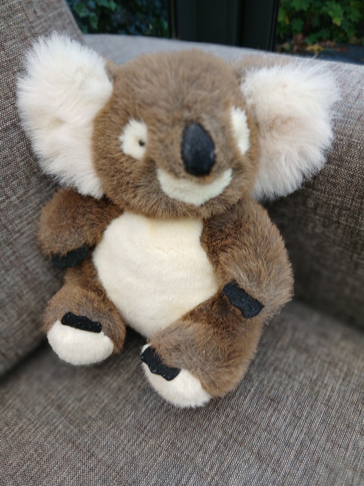 Grote koala knuffel 30 cm – De Bijenkorf Amsterdam – vintage, Ophalen of Verzenden, Zo goed als nieuw, Stoffen beer, Overige merken