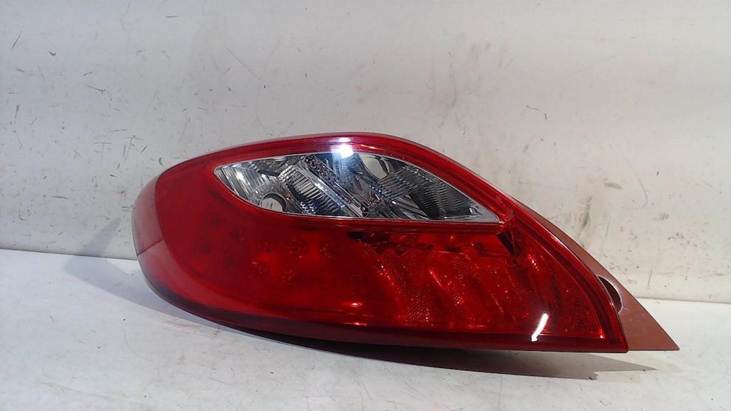 Achterlicht links buiten Mazda 2, Onderdelen@venauto.nl, Van der Ven Autorecycling B.V., Gebruikt, Ettenseweg 76, 4706 PB Roosendaal, The Netherlands
