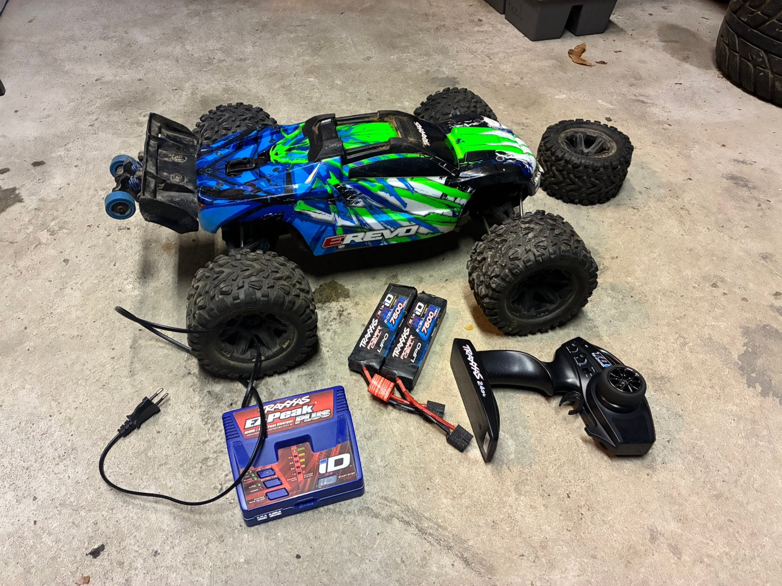 Traxxas erevo 1/8 2.0, Ophalen of Verzenden, Zo goed als nieuw, Auto offroad