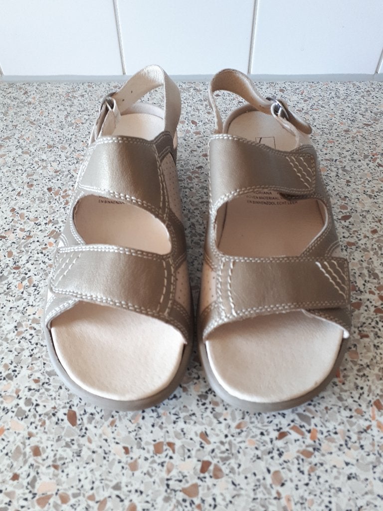 Andrian Sandalette Medicus H 6 ½ (US) / 37,5 – 38 (EU), Kleding | Dames, Schoenen, Ophalen, Medicus, Beige, Dansschoenen