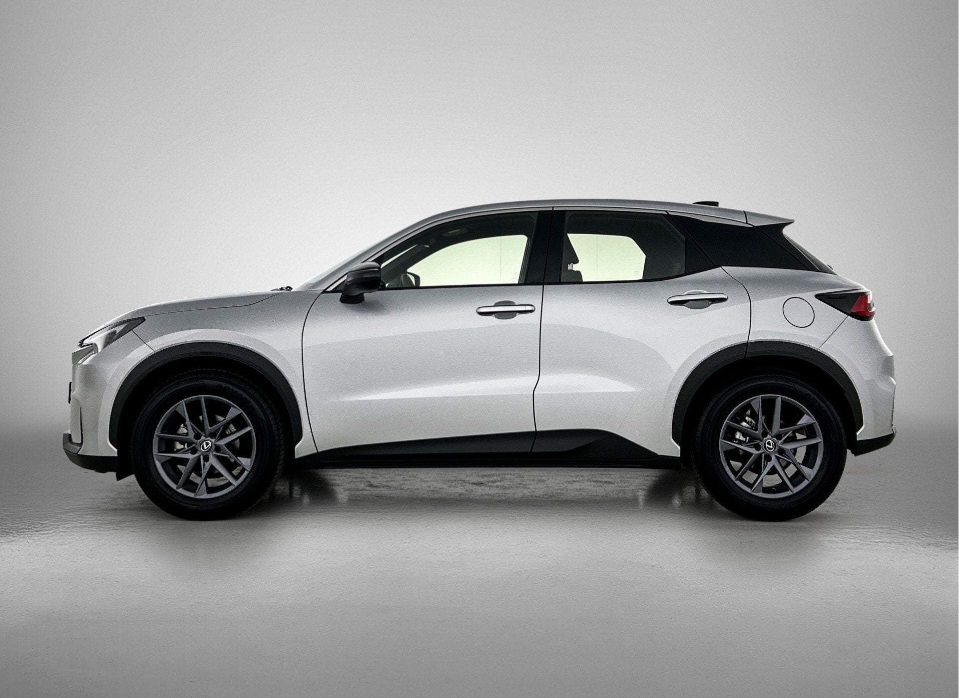 Lexus LBX Limited Edition | BTW Voertuig | Dealeronderhouden, Auto's, Gebruikt, 1490 cc, Bedrijf, 650 kg
