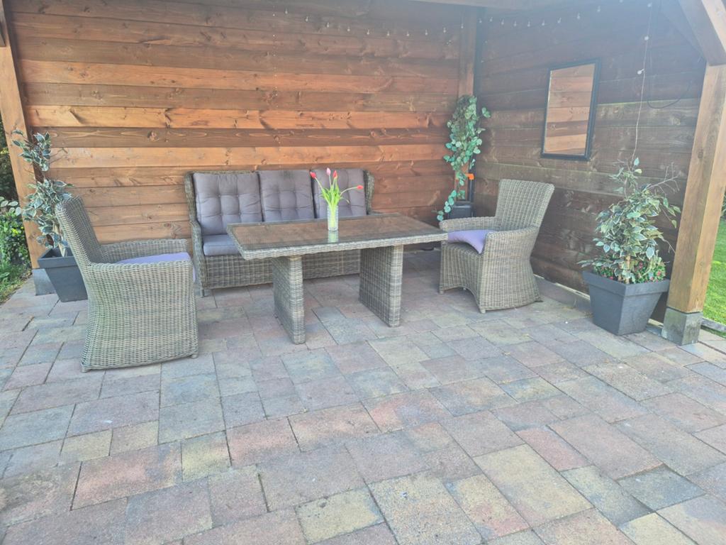 Verstelbare loungebank met 2 stoelen en tafel, loungeset, Tuin en Terras, Tuinsets en Loungesets, Ophalen, Gebruikt, Bank, Aluminium