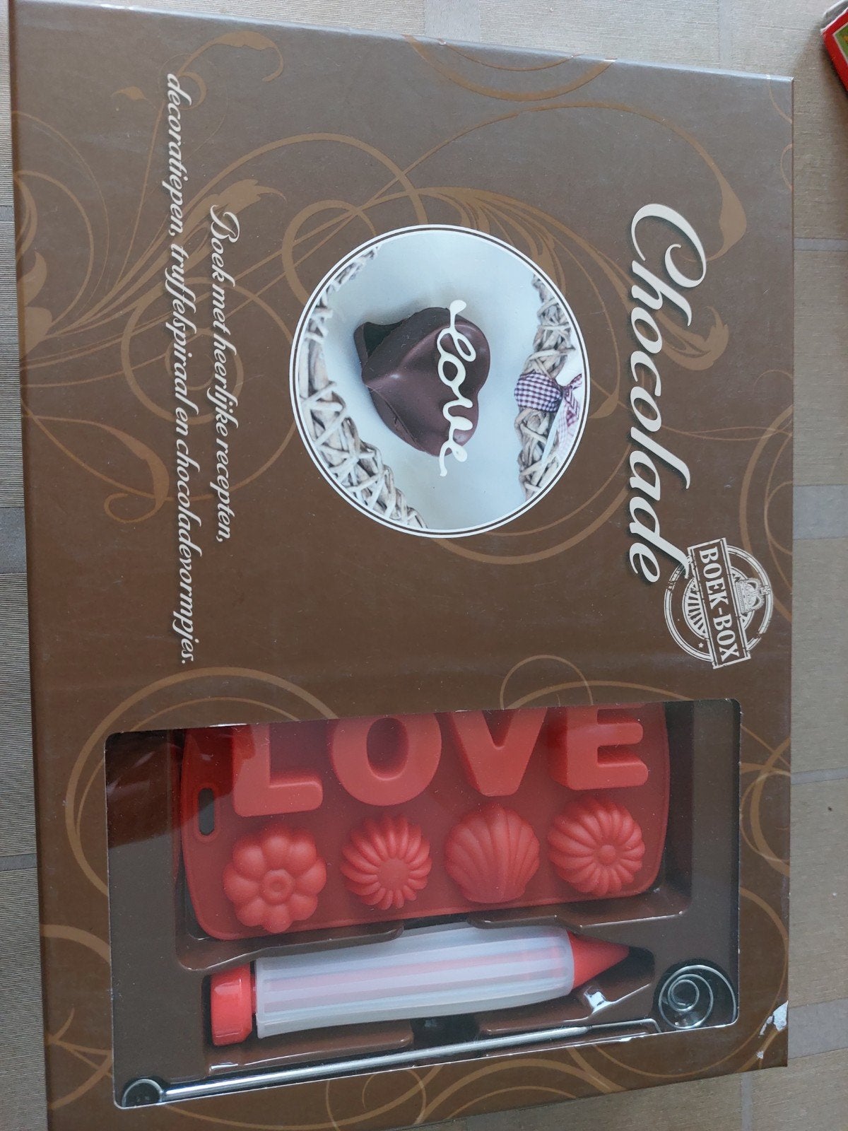 Chocolade boek-box, Ophalen of Verzenden, Zo goed als nieuw, Taarten of Cupcakes, Versiering