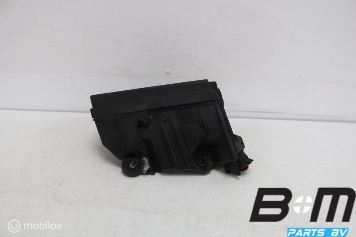 Zekeringkast motorruimte VW Passat B8 Limo 5Q0907361B, Gebruikt