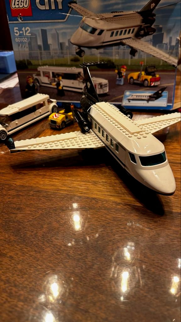 Lego City Airport VIP Service 60102, City, Lego, Ophalen of Verzenden, Zo goed als nieuw
