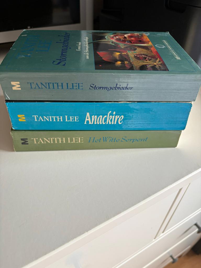 Tanith Lee (Stormgebieder-trilogie), Boeken, Ophalen of Verzenden, Gelezen