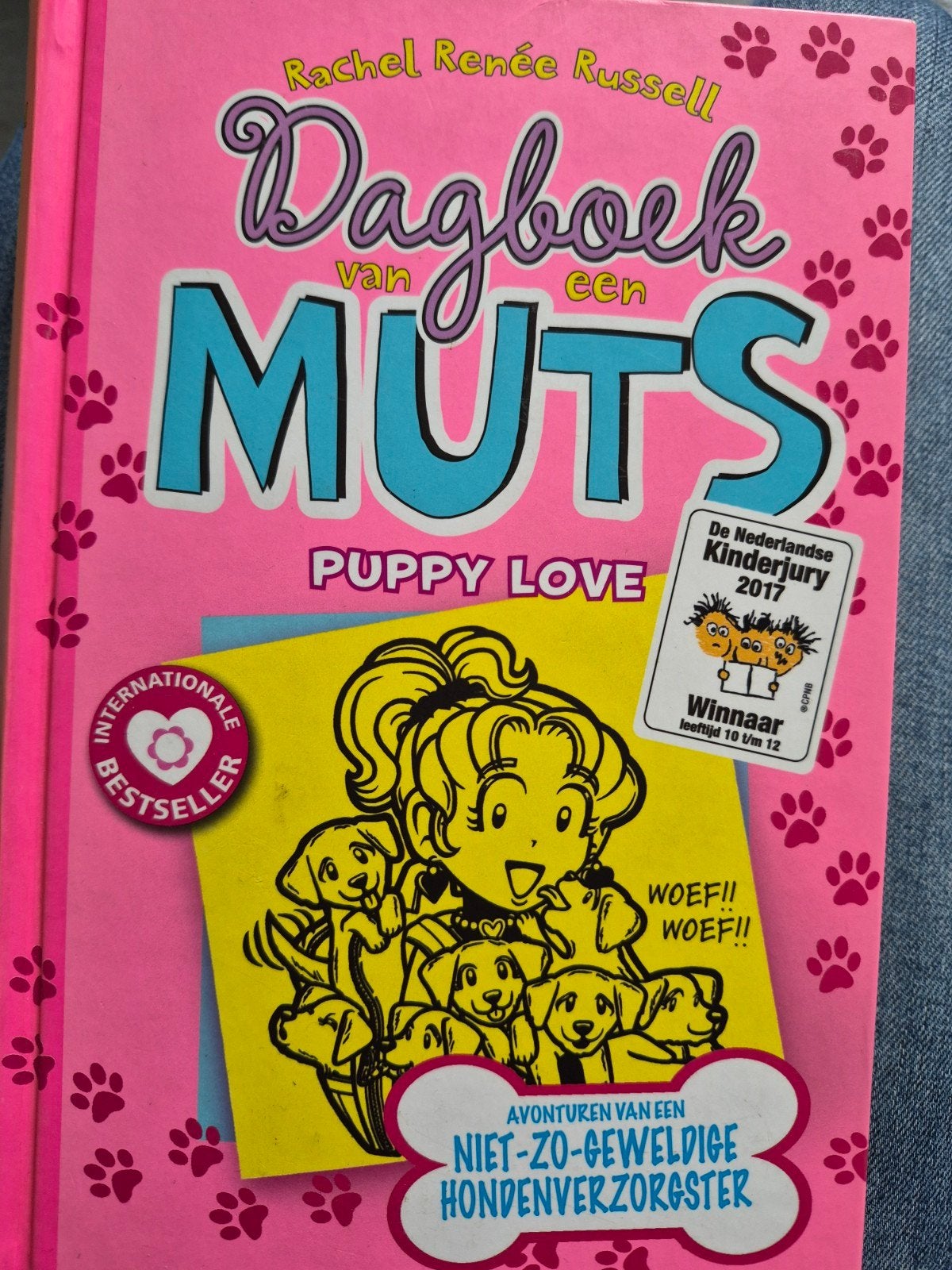Dagboek van een Muts - Puppy Love (deel 10), Ophalen of Verzenden, Gelezen, Rachel Renée Russell, Fictie algemeen