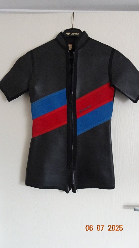 Surfpak shorty - Aquata, Wetsuit, Gebruikt, Dame of Heer, Ophalen