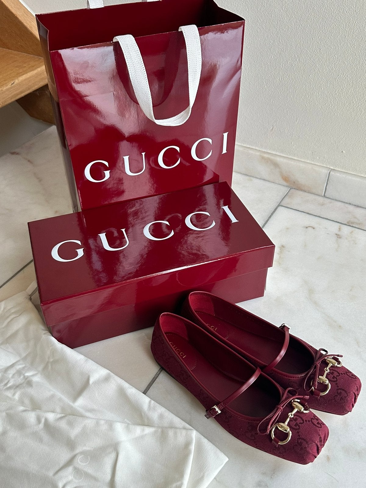 Originele Gucci Horsebit Ballet Flats, Ophalen of Verzenden, Nieuw, Rood, Sandalen of Muiltjes