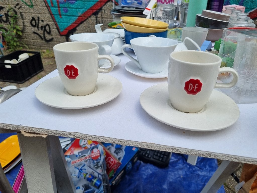Koffie kopjes douwe egberts, Ophalen of Verzenden, Zo goed als nieuw, Overige stijlen, Kop(pen) en/of Schotel(s)