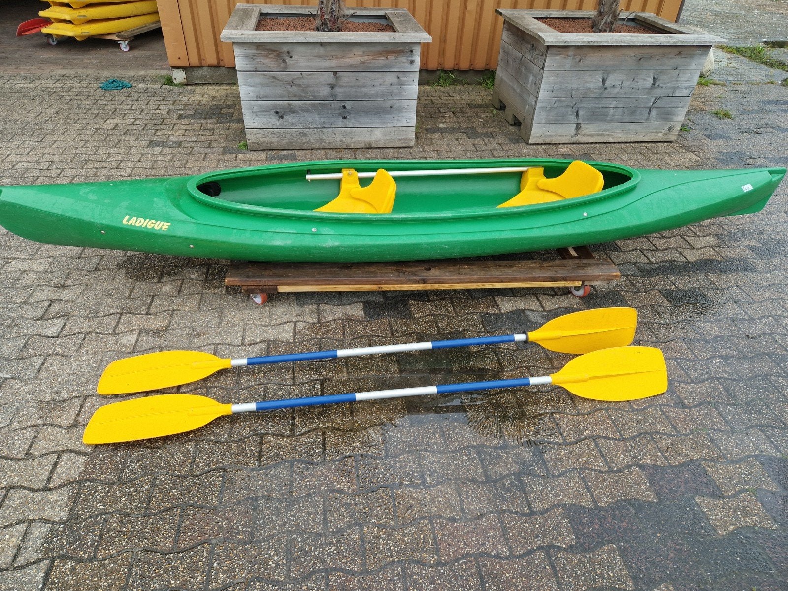 Nova Ladique NU VOOR €150!!!, Watersport en Boten, Kano's, Ophalen, Italie, Gebruikt, Met peddels