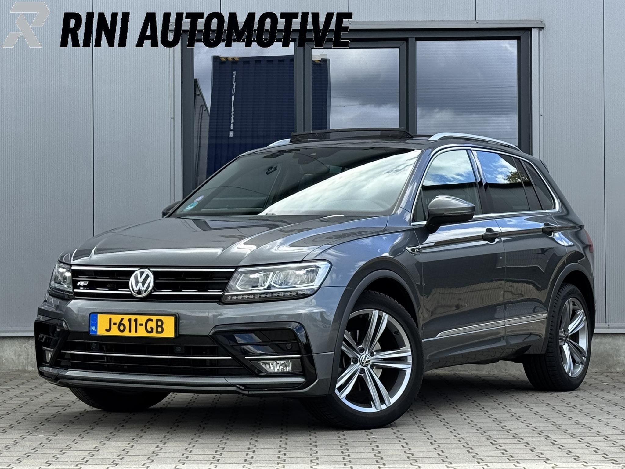 Volkswagen Tiguan 1.5 TSI ACT Highline Business R Line | 150, Auto's, Volkswagen, Origineel Nederlands, SUV of Terreinwagen, 17 km/l