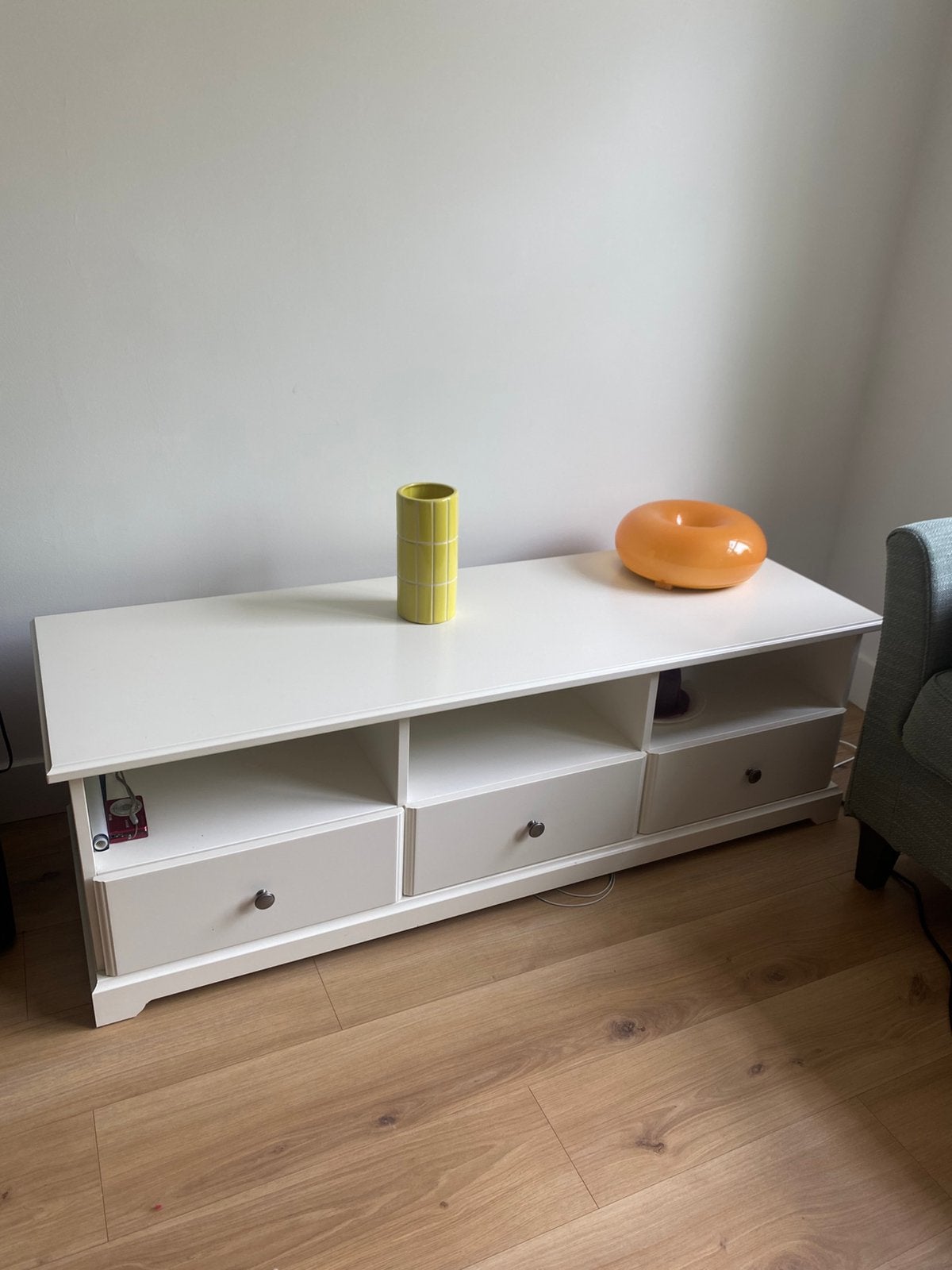 IKEA Witte TV-Meubel / TV Kast, Ophalen, Zo goed als nieuw, 25 tot 50 cm, Minder dan 100 cm