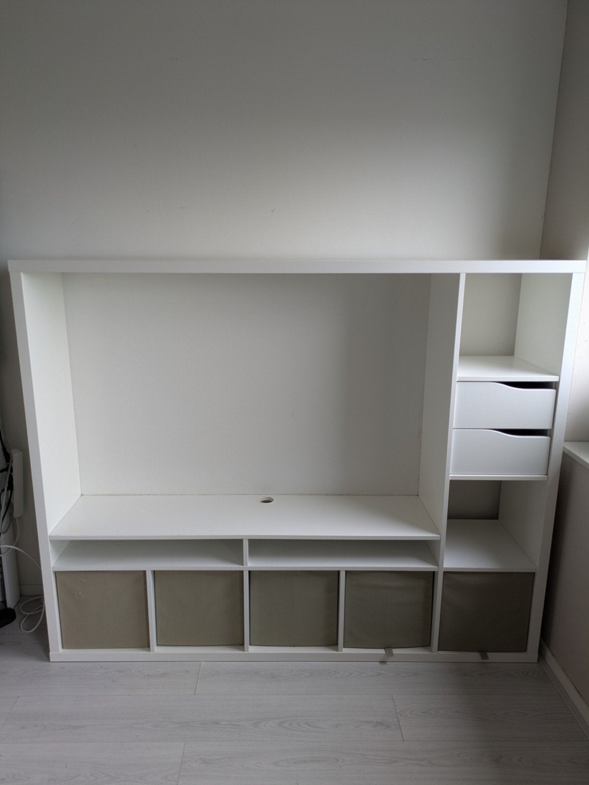 ikea tv kast deze week ophalen voor €75, Ophalen