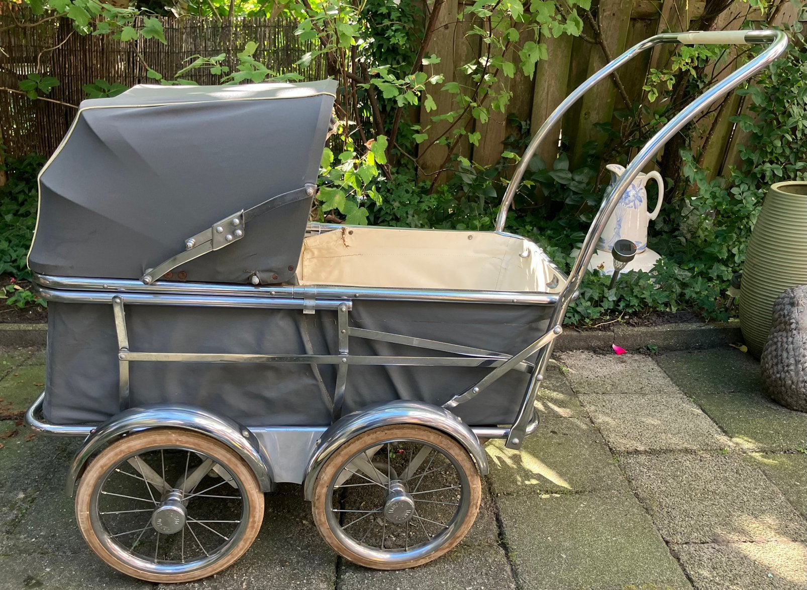 Vintage Flandria Kinderwagen uit de jaren ‘50, Kinderen en Baby's, Kinderwagens en Combinaties, Ophalen, Zo goed als nieuw, Kinderwagen