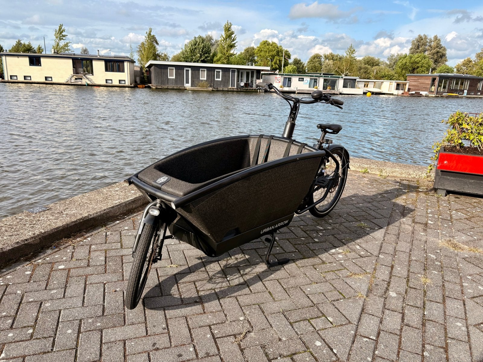 Urban Arrow Family - 2.986km - 400kWh, 4 kinderen of meer, Elektrisch, Zo goed als nieuw, Schijfrem