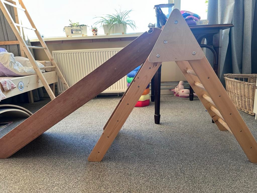 Houten Klimdriehoek met Glijbaan, Ophalen, Gebruikt