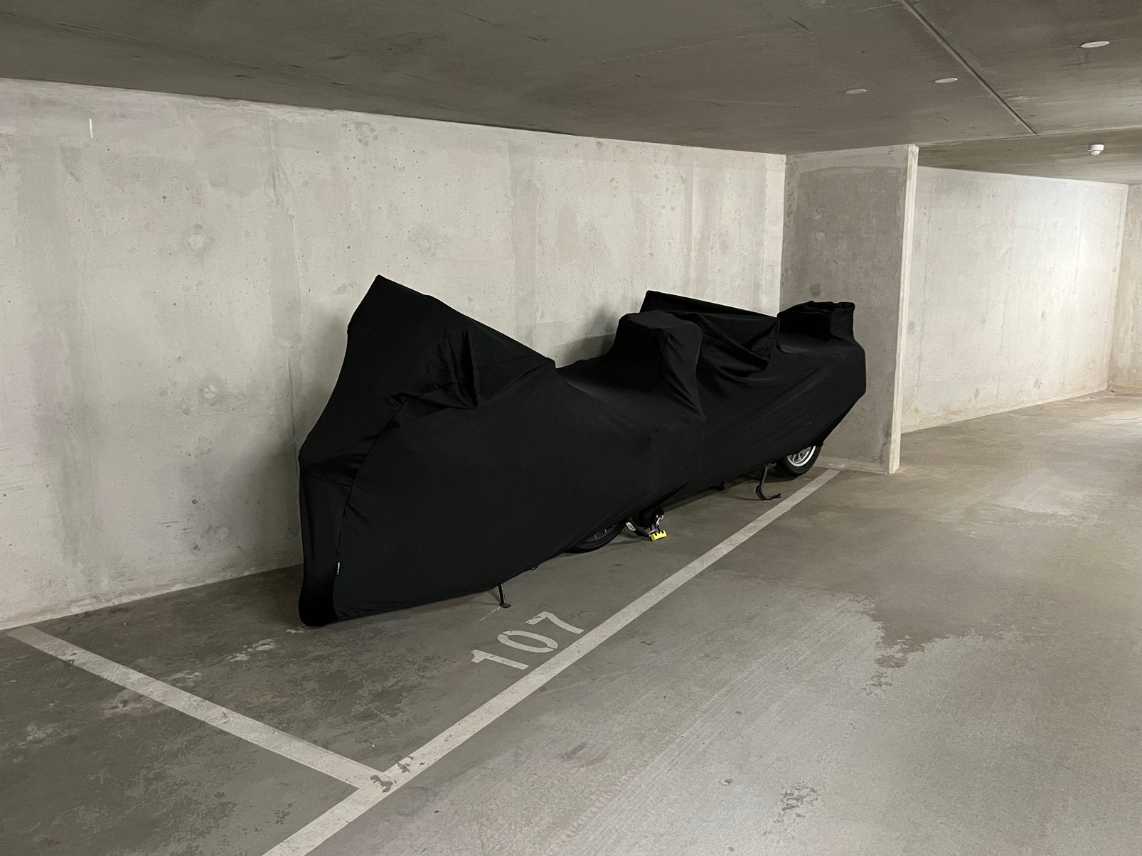 Te Huur: Motorparkeerplaats Rotterdam Delfshaven, Ophalen