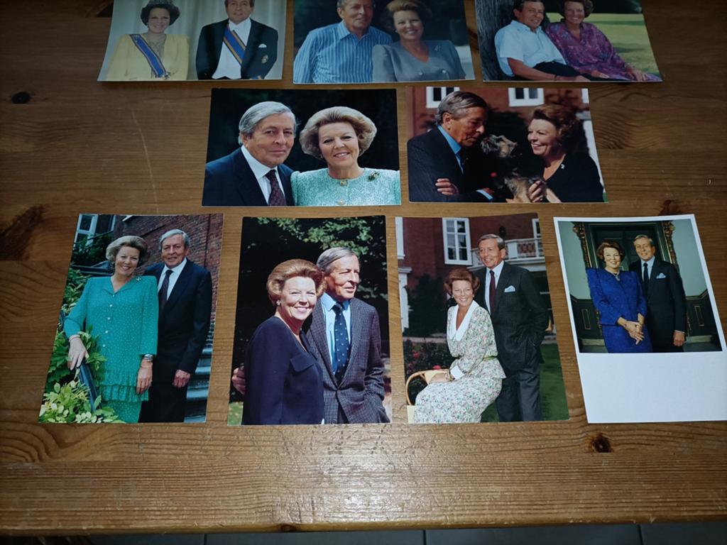 9 ansichtkaarten Beatrix en Claus, Verzamelen, Koninklijk Huis en Royalty, Ophalen of Verzenden, Zo goed als nieuw