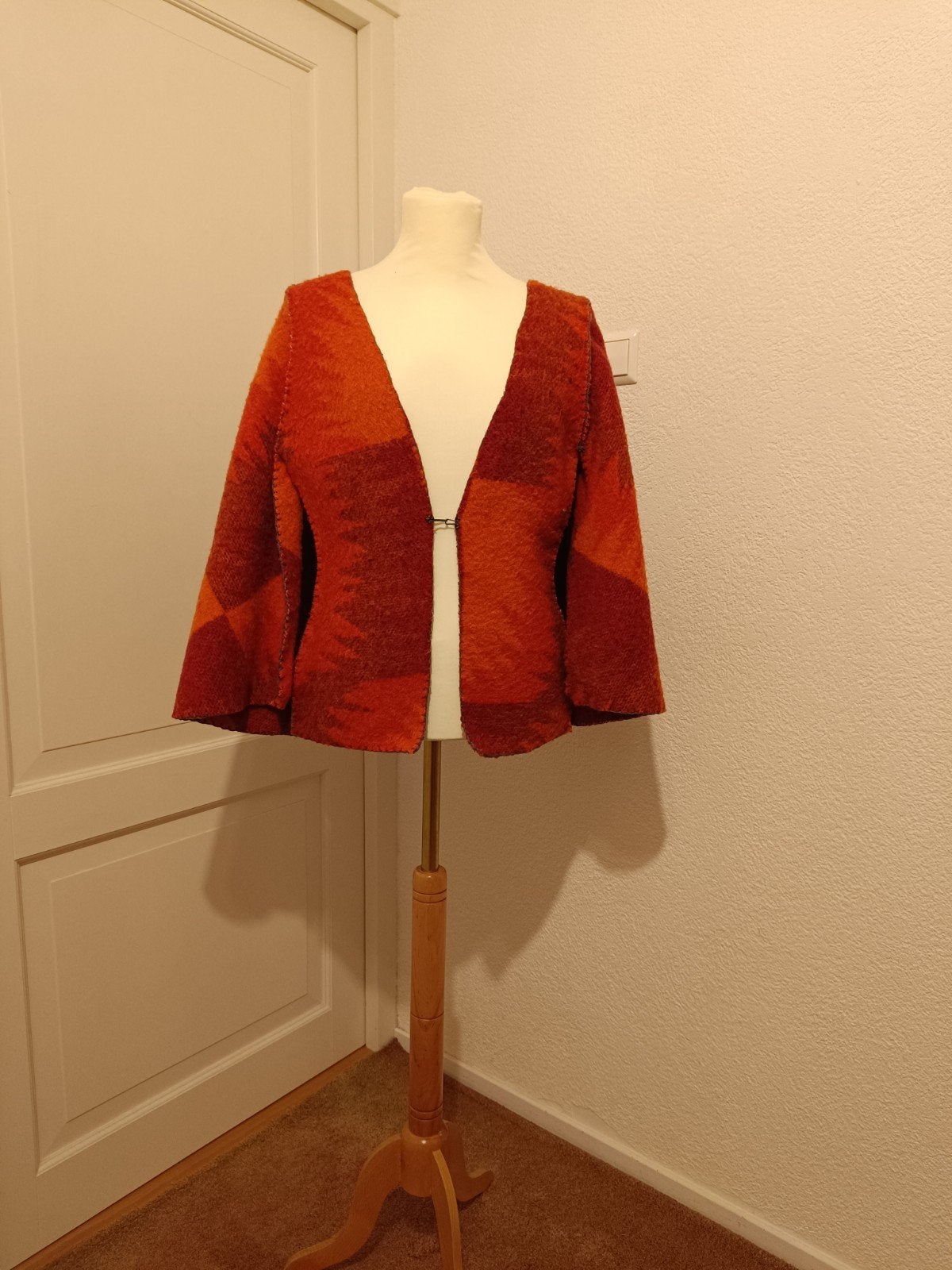 Handgemaakte Wollen Dekenjas - Model Cape (Maten 34-44), Leonca, Maat 42/44 (L), Oranje, Ophalen of Verzenden