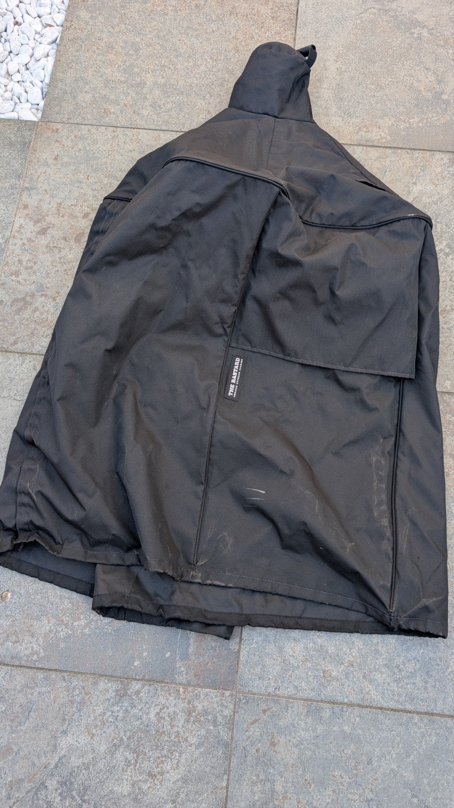 Raincover voor The Bastard Large - Zo goed als nieuw, Tuin en Terras, Barbecue-accessoires, Ophalen of Verzenden, Zo goed als nieuw